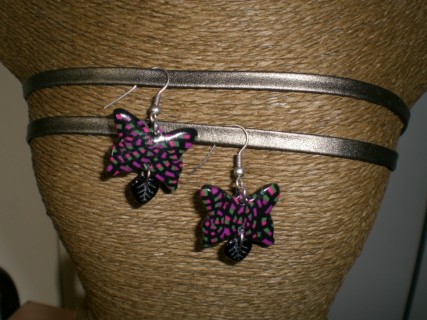 BOUCLES D'OREILLES